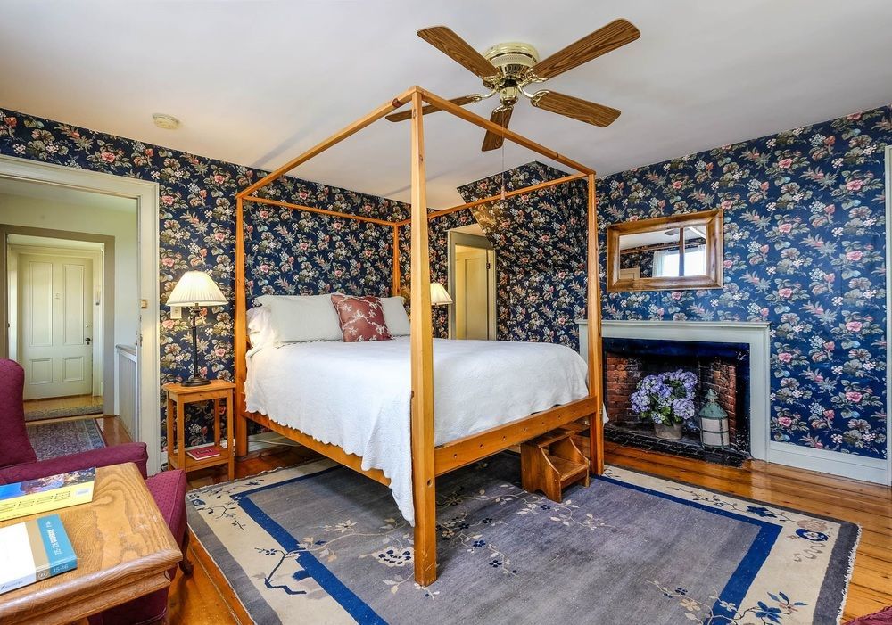 Elms Of Camden Bed & Breakfast ภายนอก รูปภาพ