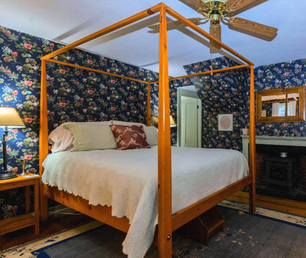 Elms Of Camden Bed & Breakfast ภายนอก รูปภาพ