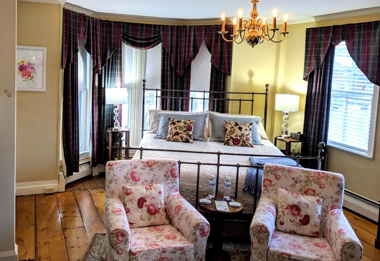 Elms Of Camden Bed & Breakfast ภายนอก รูปภาพ